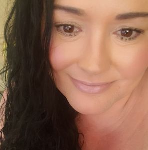 Meet your Posher, Jenn